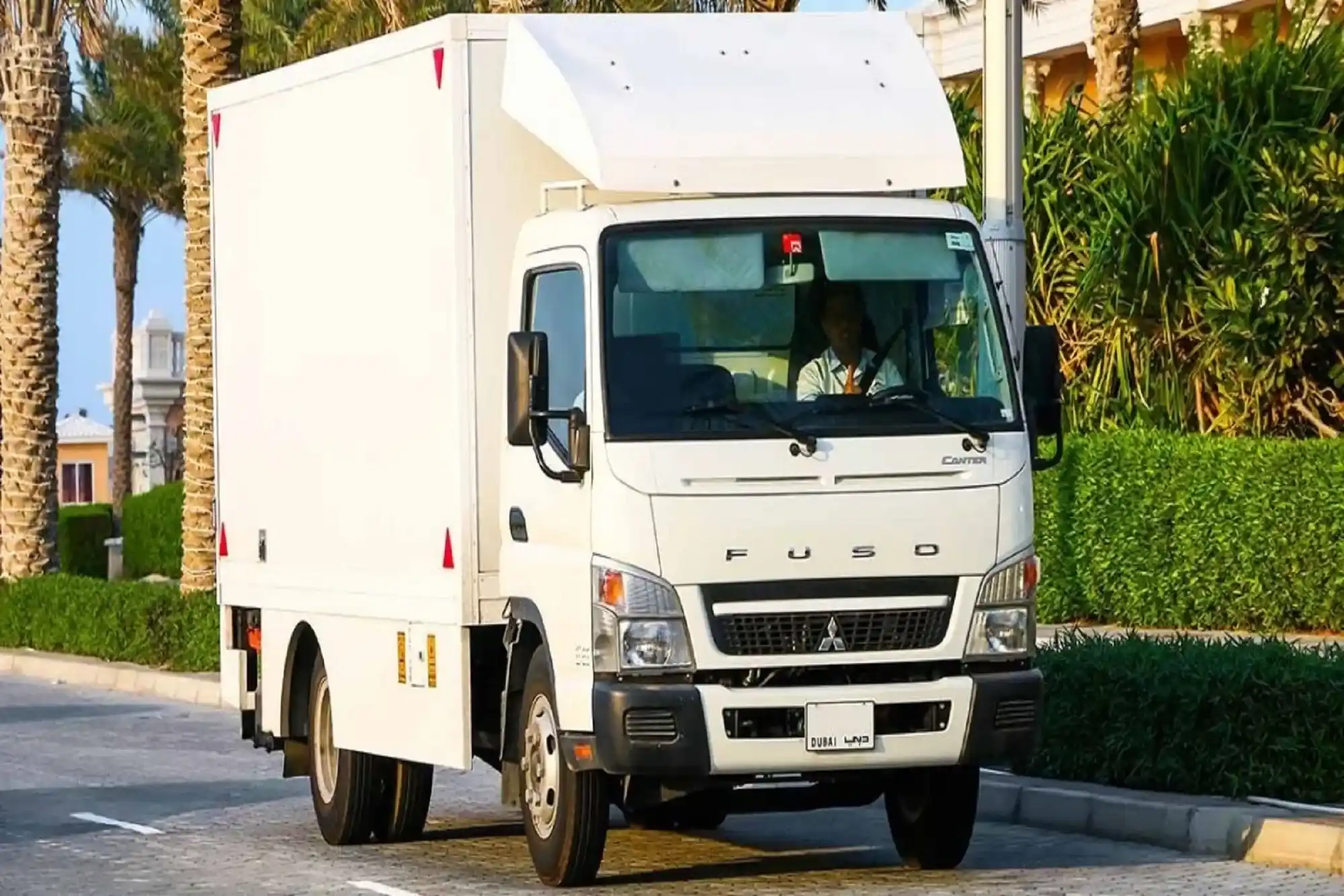 Car Moving Services in the UAE How to Transport Your Vehicle Safely